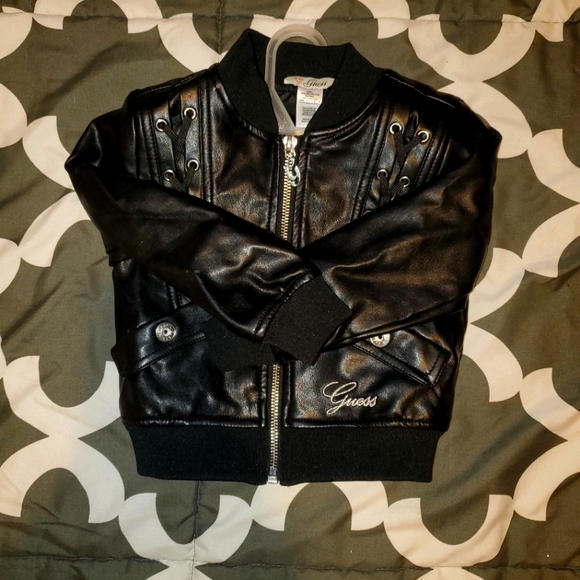 💙💜Girls guess jacket - Picture 2 of 2